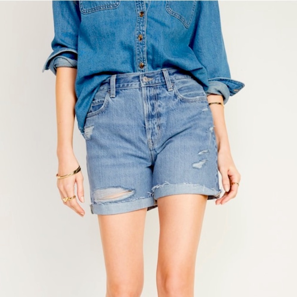 Old Navy | High-Waisted Slouchy Straight Distressed Jean Shorts 5-Inch Inseam